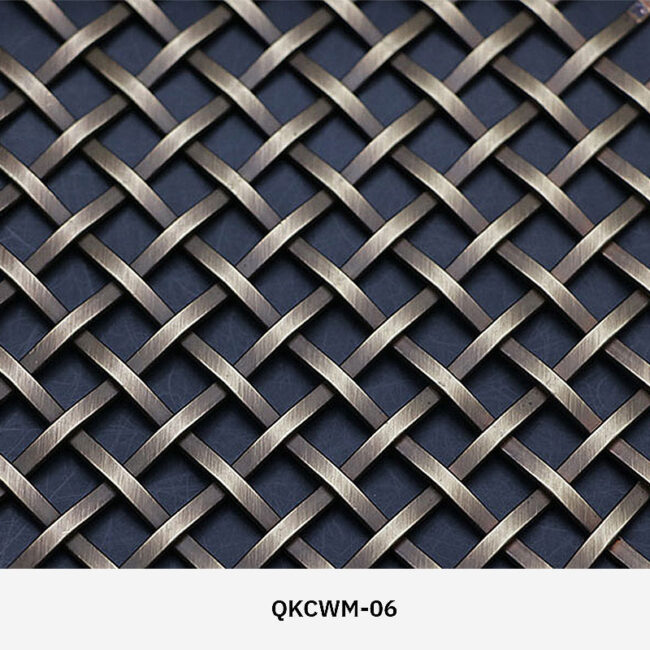 Arquimesh QKCWM decorative metal mesh panel used as a stylish interior partition in modern architectural design