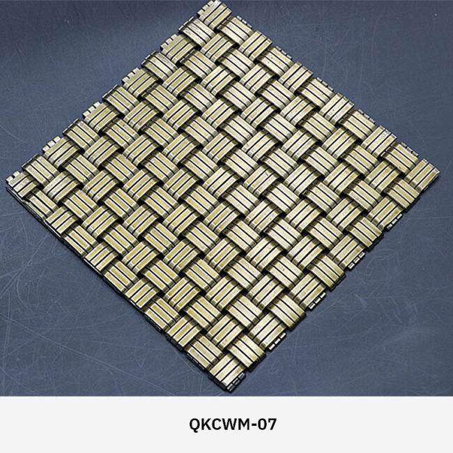 Arquimesh QKCWM decorative metal mesh panel used as a stylish interior partition in modern architectural design