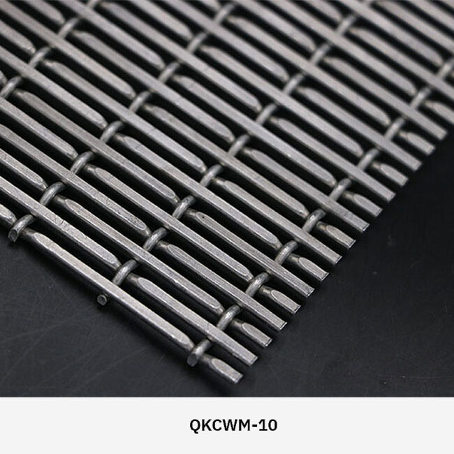 Arquimesh QKCWM decorative metal mesh panel used as a stylish interior partition in modern architectural design