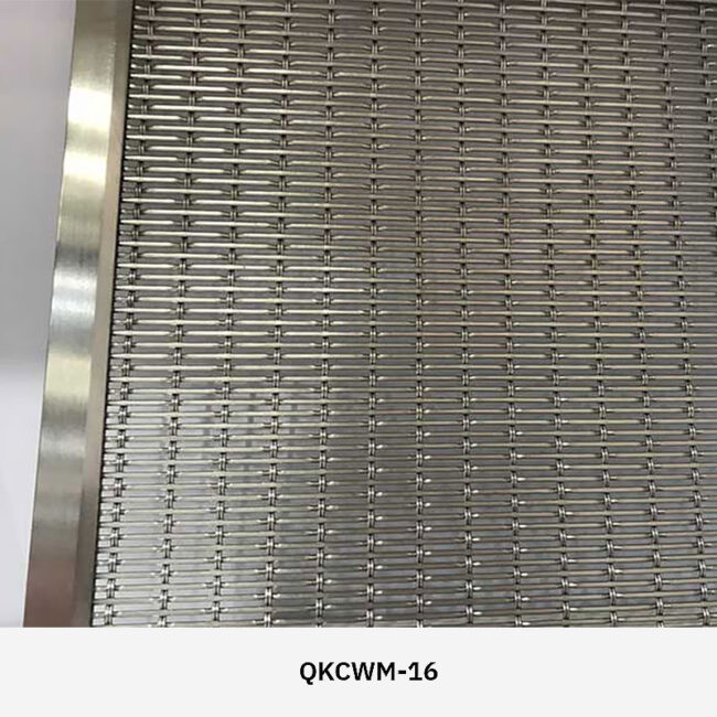 Arquimesh QKCWM decorative metal mesh panel used as a stylish interior partition in modern architectural design