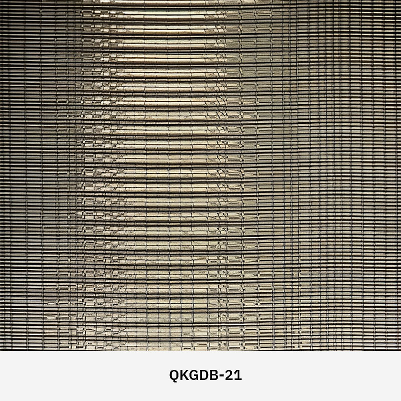 GlasMetis QKGDB laminated mesh glass panel with embedded metal mesh, custom finish, and high-strength laminated glass for interiors