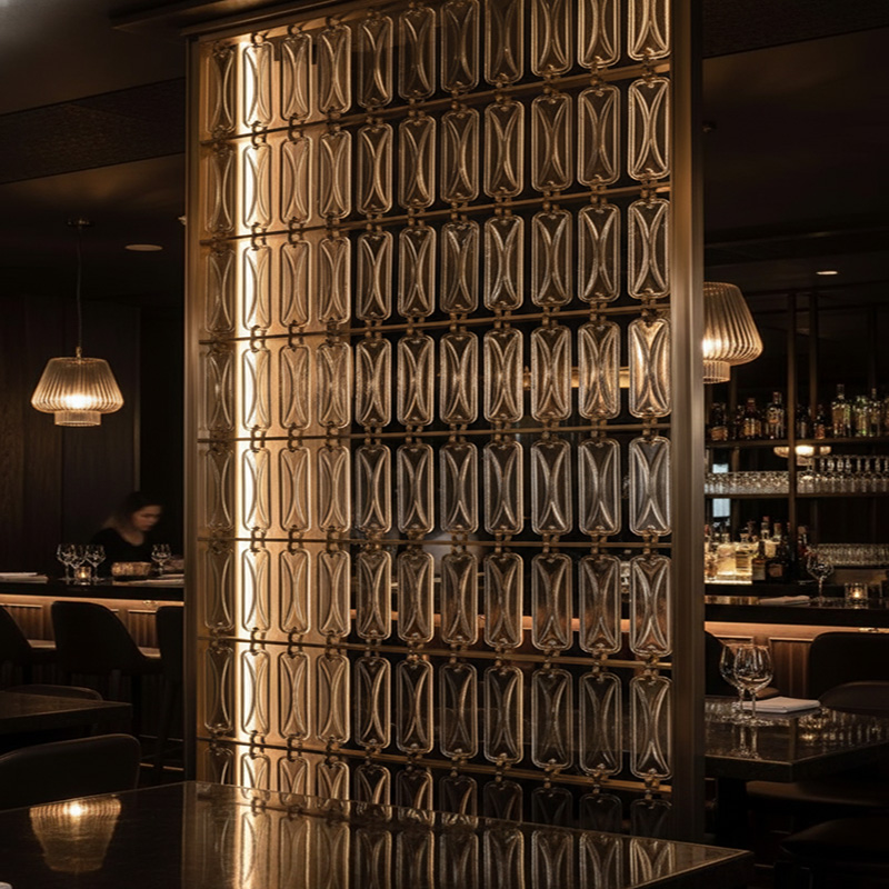 ORNVITRUM YZ0CSR Clear Slim Glass Bricks — transparent, lightweight crystal glass bricks for modern interior wall design and light-filled partitions.