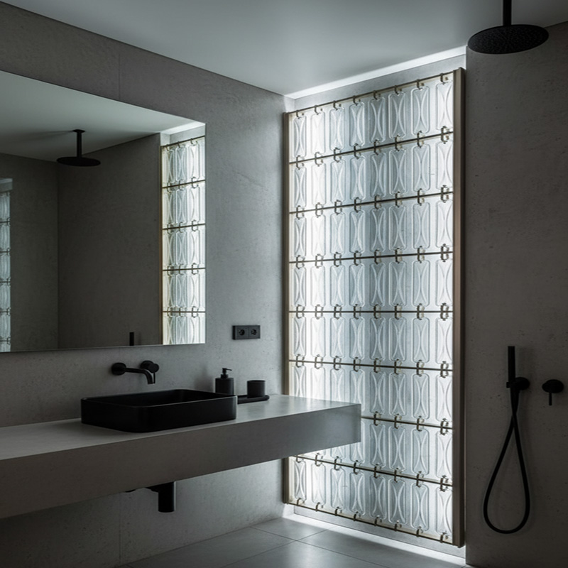 ORNVITRUM YZ0CSR Clear Slim Glass Bricks — transparent, lightweight crystal glass bricks for modern interior wall design and light-filled partitions.
