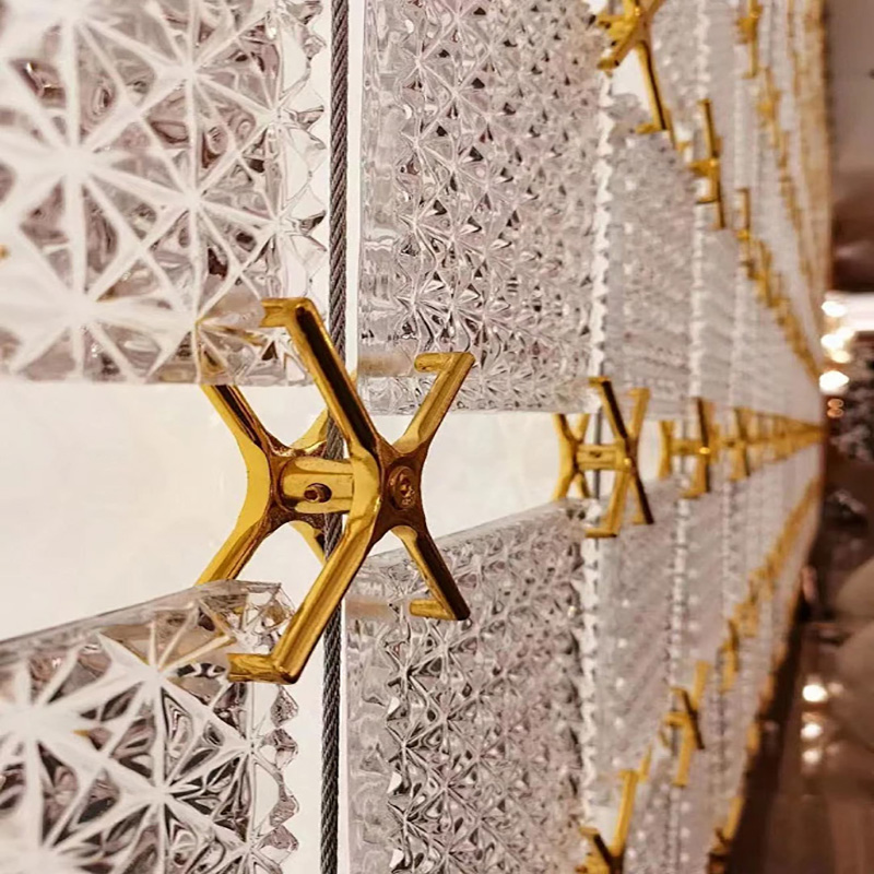 Colored modern decorative glass tile collection by ORNVITRUM featuring textured crystal and hot-melt glass panels for interior partitions and walls.